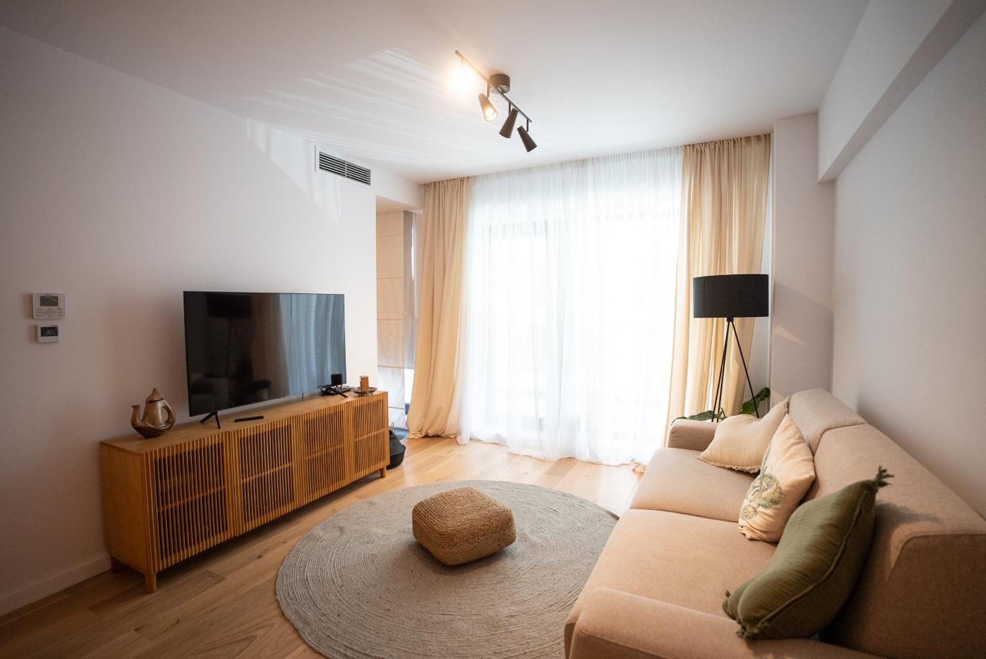 The Level Sanctuary: Free Parking & Netflix Lejlighed Bukarest Eksteriør billede