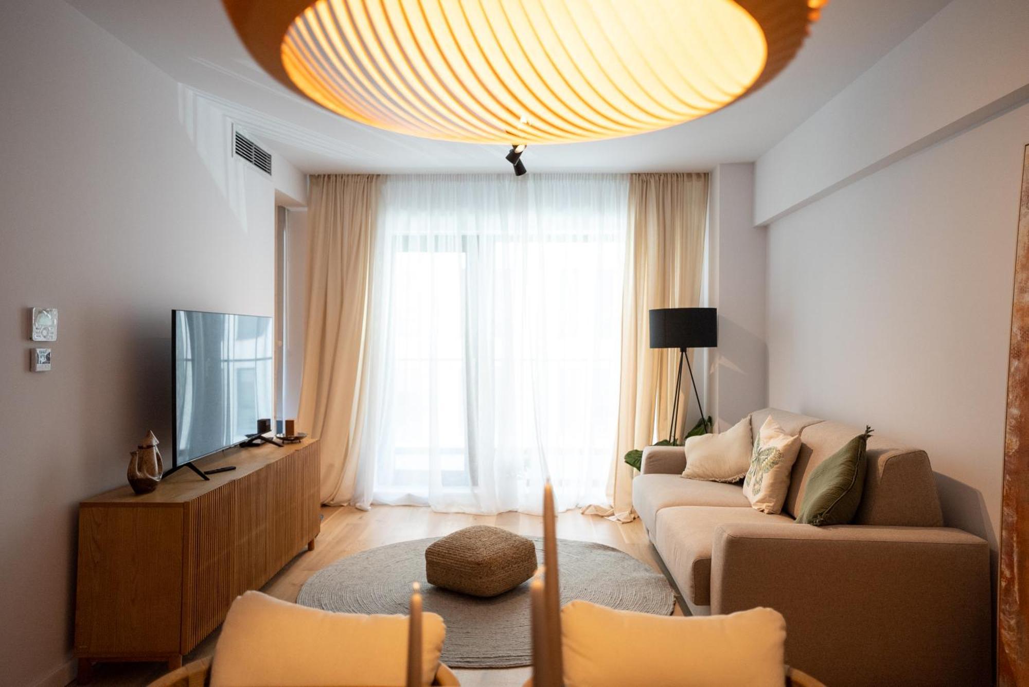 The Level Sanctuary: Free Parking & Netflix Lejlighed Bukarest Eksteriør billede